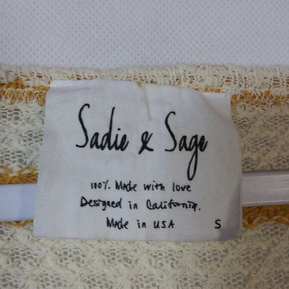 Sadie & Sage Yellow Stripe V Neck Knit Sweater Top Size Small - Picture 6 of 7